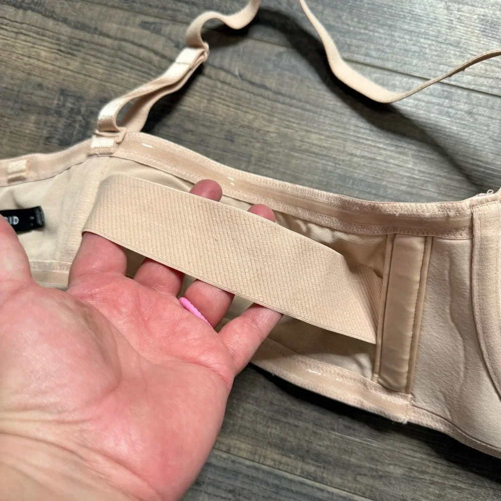 Torrid Wire Cream Lace Bra - Picture 11 of 14